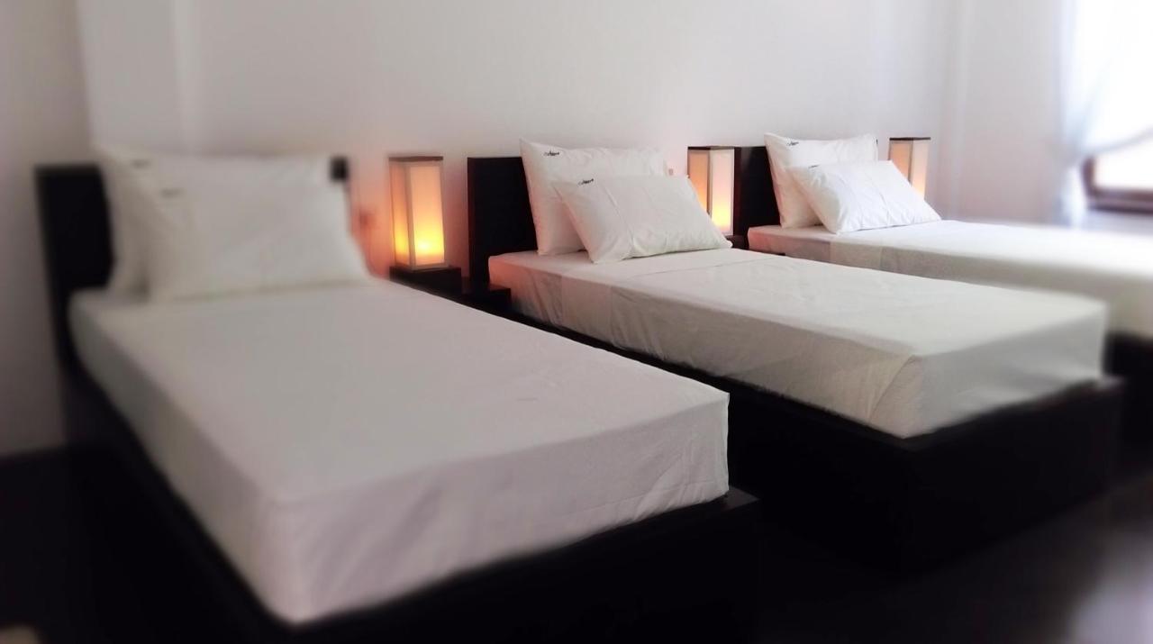 Lakmini Lodge Сигирия Стая снимка