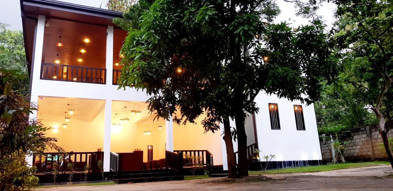 Lakmini Lodge Сигирия Екстериор снимка