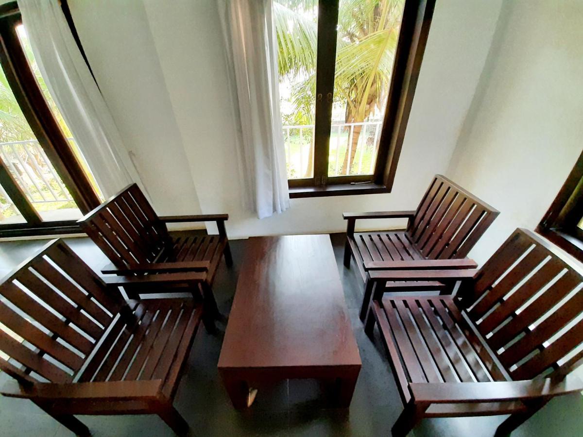 Lakmini Lodge Сигирия Екстериор снимка