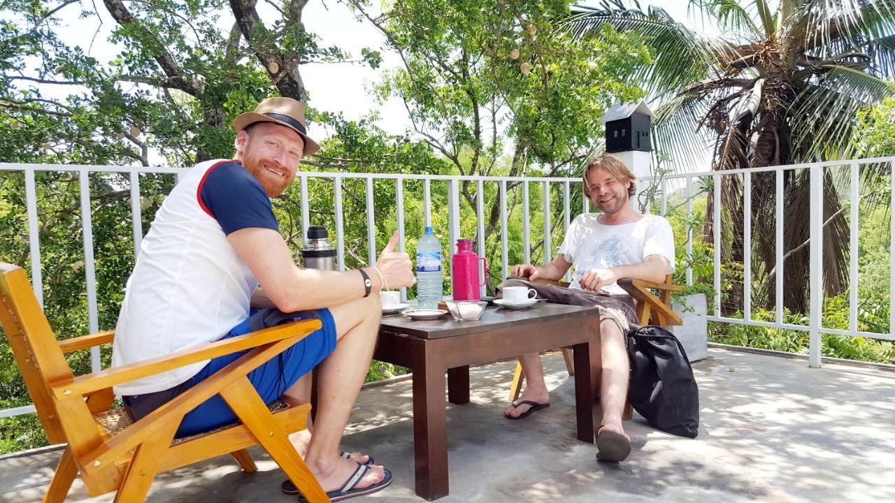 Lakmini Lodge Сигирия Екстериор снимка